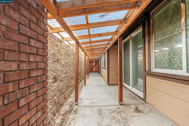 110 Mars Ct, Pittsburg CA: https://media.crmls.org/mediaz/0df367c4-6137-42a9-a8e6-cae1a969eb0f.jpg