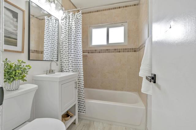 2336 Menalto Avenue, East Palo Alto CA: https://media.crmls.org/mediaz/0df42e9a-9057-43cb-8d80-86ec23a1a525.jpg