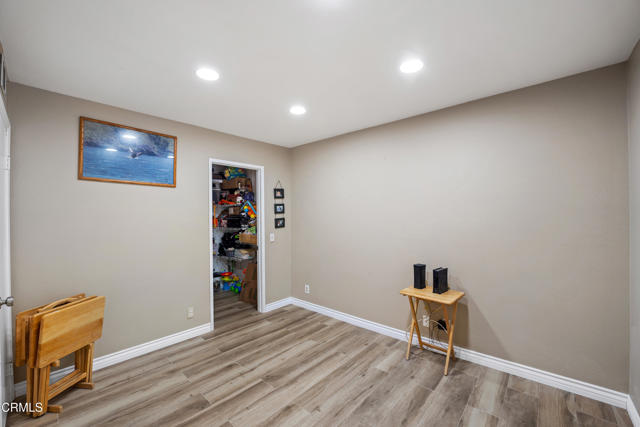 161 Harborview Court, Ventura CA: https://media.crmls.org/mediaz/0df4373e-18b4-4a01-83e4-fc8780a23af6.jpg