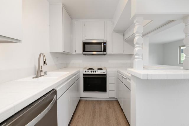 Detail Gallery Image 15 of 34 For 6765 Alvarado Rd #10,  San Diego,  CA 92120 - 2 Beds | 2 Baths