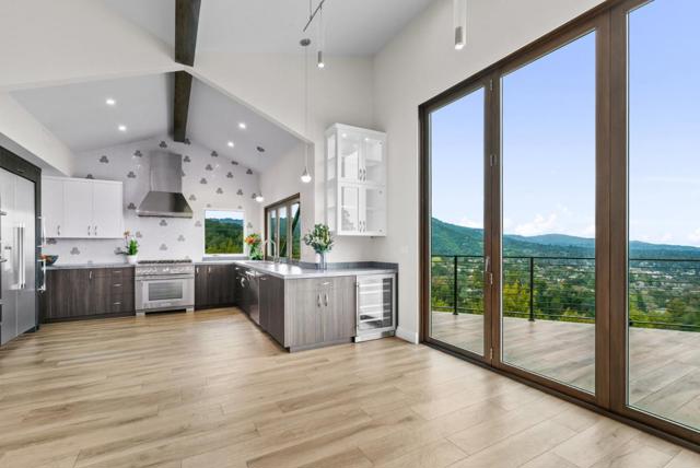 17808 Tourney Road, Los Gatos CA: https://media.crmls.org/mediaz/0df52735-60cd-47fb-af5a-a14f017054c9.jpg