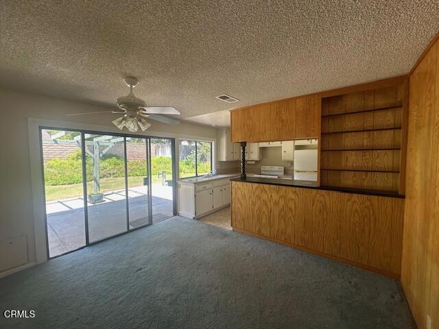 1120 Sunnyglenn Avenue, Ojai CA: https://media.crmls.org/mediaz/0df54006-42bb-41a3-9a5d-878b4a0aab5a.jpg