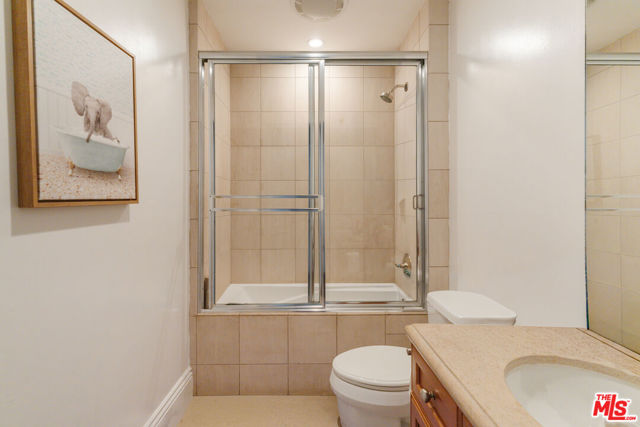 1835 Pandora Avenue, Los Angeles CA: https://media.crmls.org/mediaz/0df59a3e-86e3-4401-89e7-34da09defd71.jpg