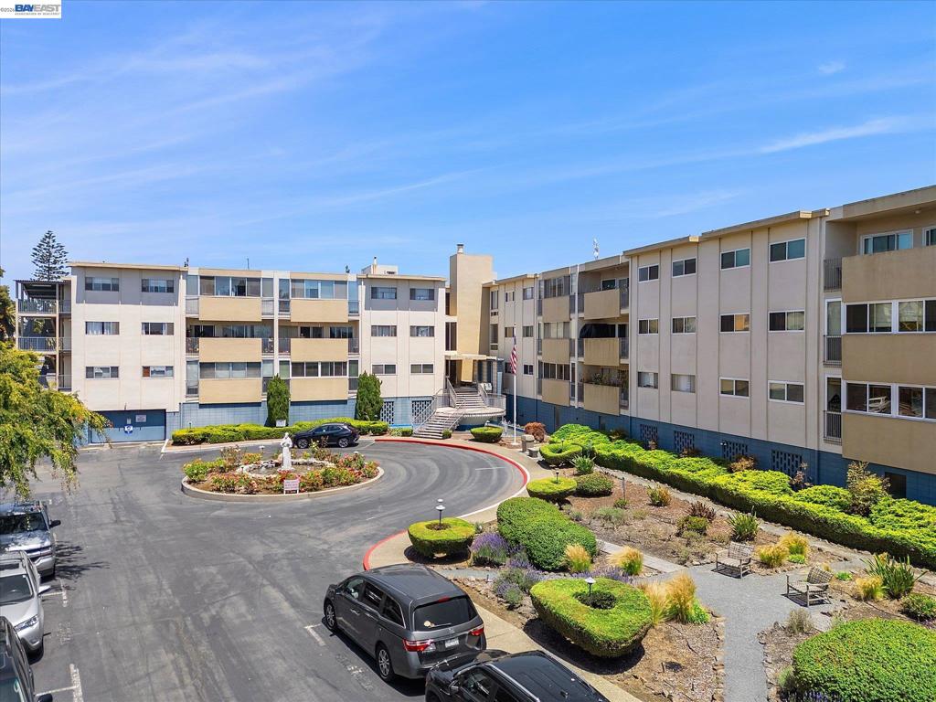 2137 Otis Drive #302