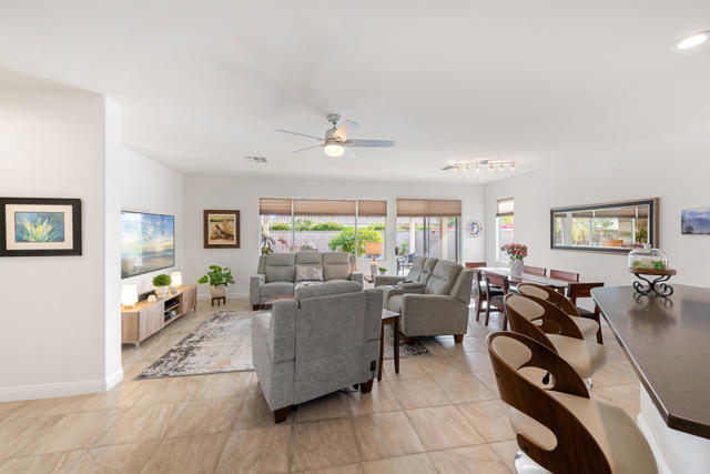 Image 6 of 51 For 35846 Palomino Way