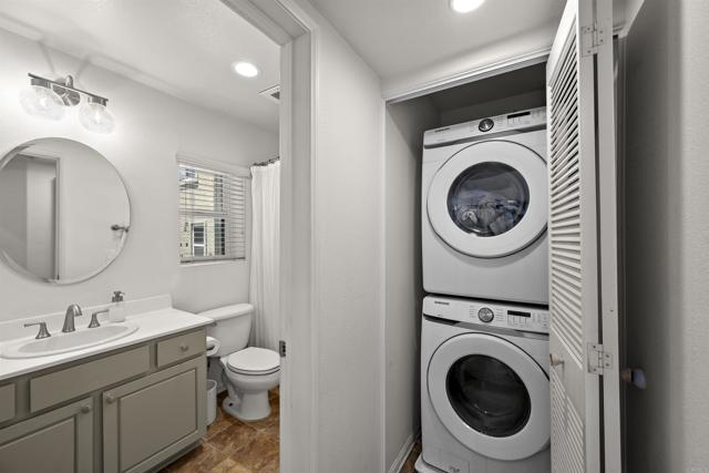 7715 El Cajon Boulevard, La Mesa CA: https://media.crmls.org/mediaz/0df69dbc-e950-472f-af57-f7500c999809.jpg
