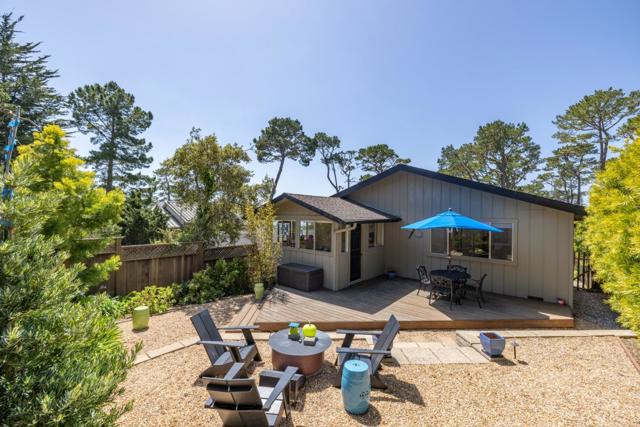24735 Dolores Street, Carmel CA: https://media.crmls.org/mediaz/0df6b37f-27ea-476d-9742-78c91f8d6091.jpg