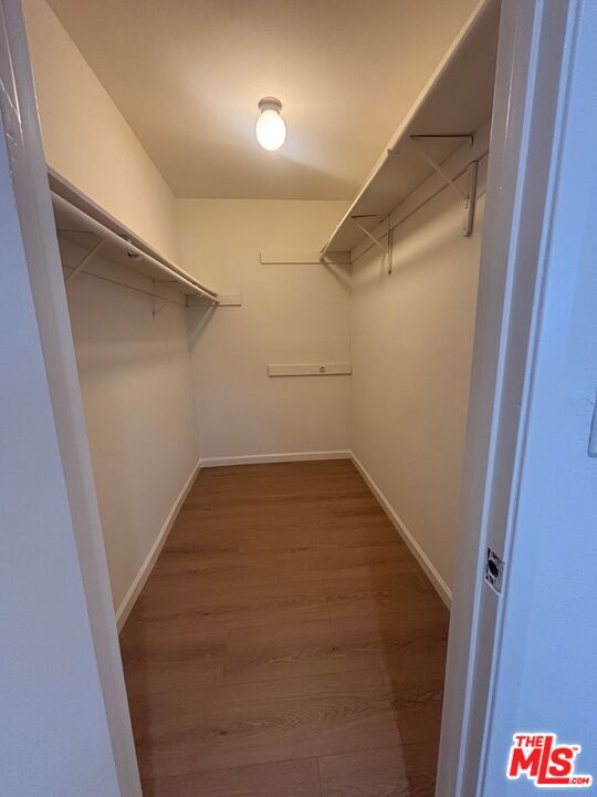 1914 Corinth Avenue, Los Angeles CA: https://media.crmls.org/mediaz/0df6c240-6289-4497-8f74-61ac6d0474de.jpg