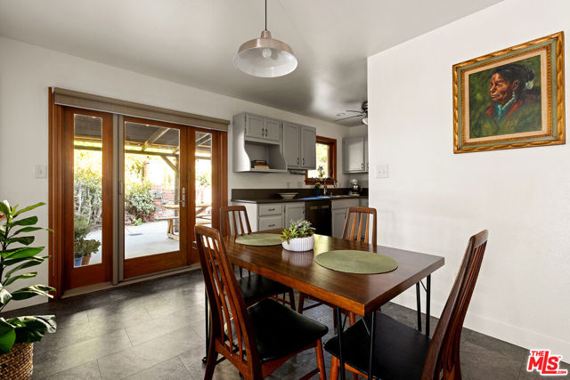 865 Katherine Road photo 5