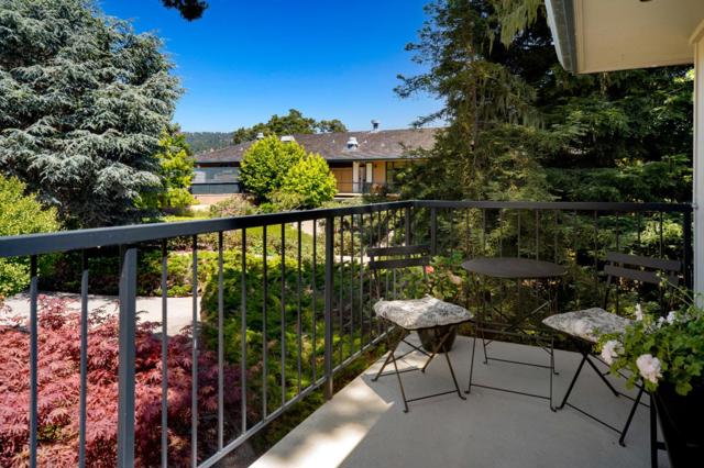 125 Del Mesa Carmel, Carmel CA: https://media.crmls.org/mediaz/0df79754-c8c8-4989-92b1-8d2d92b1b323.jpg