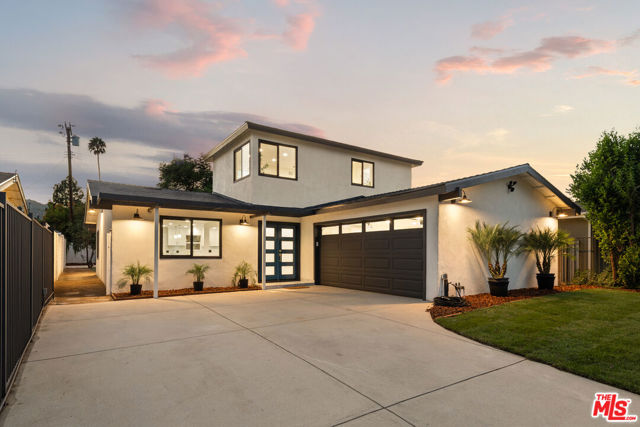 10425 Jordan Avenue photo 1