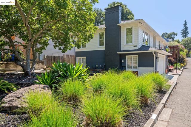 6141 Broadway Ter, Oakland CA: https://media.crmls.org/mediaz/0dfa8253-3220-4cee-97bf-6e128017b3c2.jpg