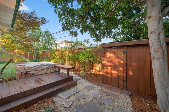 3179 Stockton Place, Palo Alto CA: https://media.crmls.org/mediaz/0dfaeb5b-25d4-4a7f-89fc-5536db7ab8e6.jpg