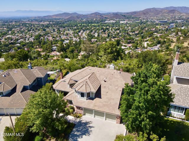 31445 Glenbridge Road, Westlake Village CA: https://media.crmls.org/mediaz/0dfb48fc-0b35-4efc-893d-b3eccca200bb.jpg