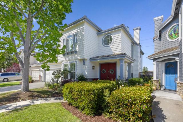 986 Governors Bay Drive, Redwood City CA: https://media.crmls.org/mediaz/0dfc41ab-9fe4-4d96-adf9-750aef6661fe.jpg