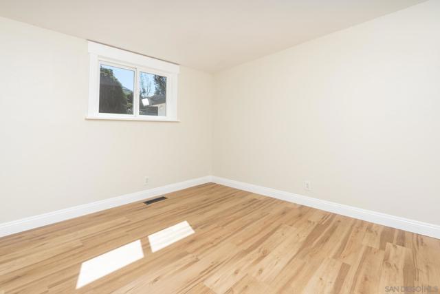 Image 60 of 75 For 12325 Lemoncrest Drive