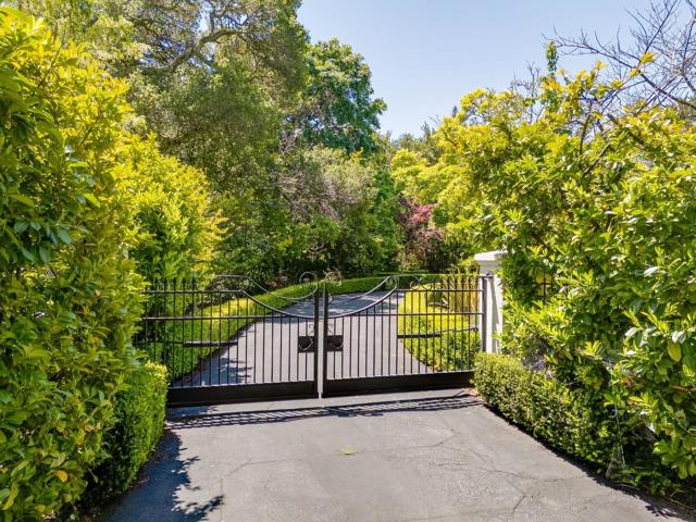 Image 132 of 133 For 2181 Parkside Avenue