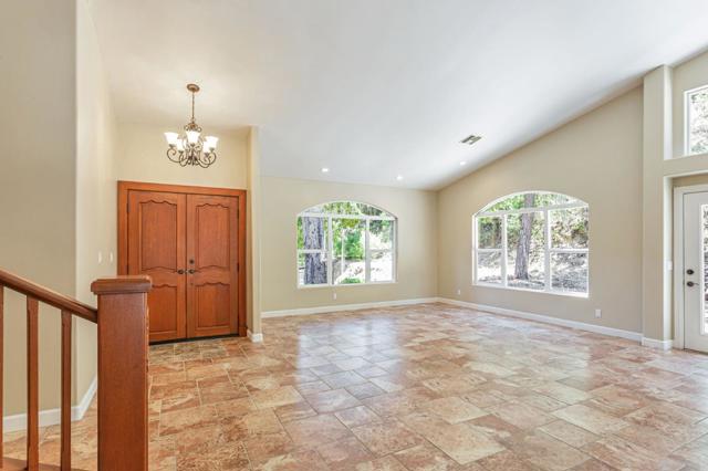 60 Toyon Way, Carmel Valley CA: https://media.crmls.org/mediaz/0dfe0ab8-0a5a-49e1-97c4-da1269e9ecc2.jpg