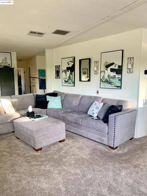 26 Bradley Lane, Antioch CA: https://media.crmls.org/mediaz/0dfe5c64-2d61-4948-81f2-4f49c8d9a768.jpg