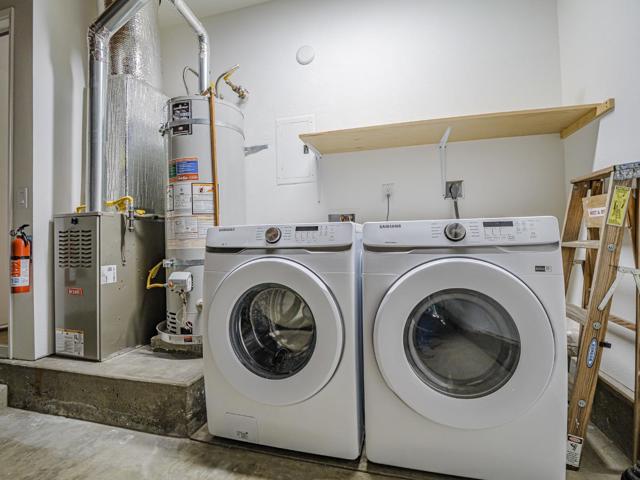 466 Cloudview Drive, Watsonville CA: https://media.crmls.org/mediaz/0dff8905-64c5-4175-bbde-f7d193da0631.jpg