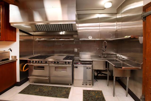 16770 Redwood Lodge Road, Los Gatos CA: https://media.crmls.org/mediaz/0dff9894-6dac-4d67-bfbb-03f2dd264d42.jpg