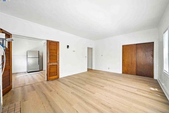 2238 7Th, Berkeley CA: https://media.crmls.org/mediaz/0e00f4d5-7f8b-4991-aeef-a22630acaa53.jpg