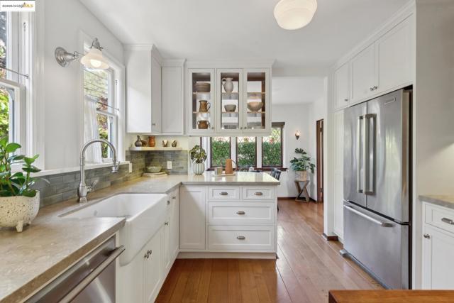 Image 30 of 60 For 774 Spruce St