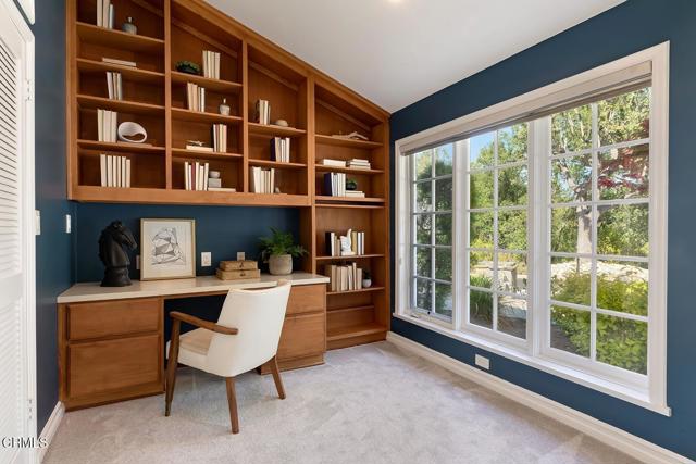 423 Lakeview Road, Pasadena CA: https://media.crmls.org/mediaz/0e022d98-1d1a-4ed1-8116-bcaca8fe5264.jpg