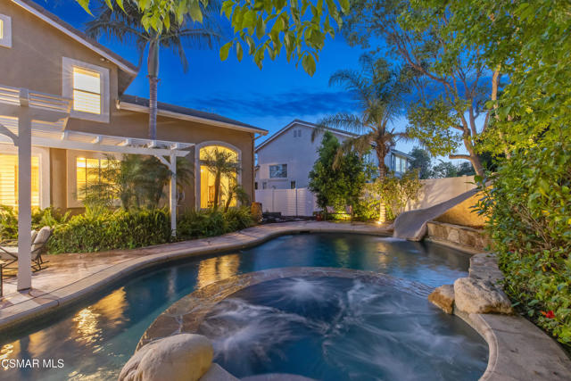 943 Paseo Barona, Camarillo CA: https://media.crmls.org/mediaz/0e03abbf-eb9c-4089-a822-20185c09b8c0.jpg