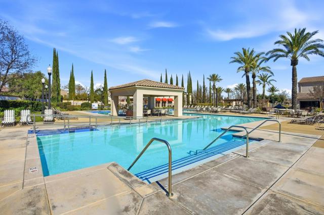 2360 Rose Arbor Drive, Sacramento CA: https://media.crmls.org/mediaz/0e04cf8a-c888-4d1e-81b0-94a44aae1f54.jpg