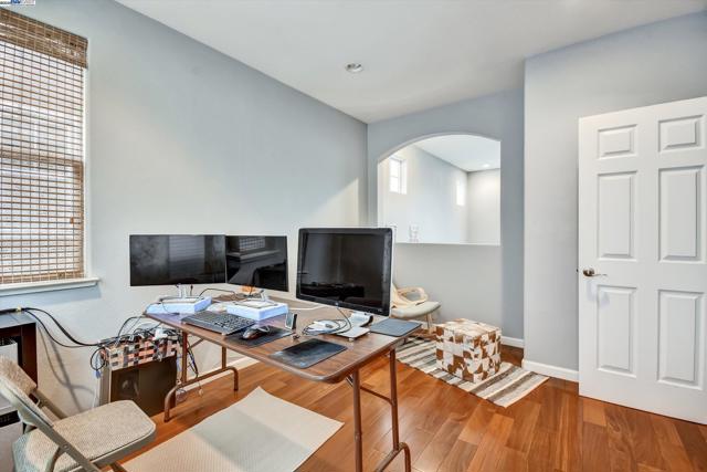 761 Batista Dr, San Jose CA: https://media.crmls.org/mediaz/0e04ec71-bfd0-420c-9cd6-acfe08ac1cd5.jpg