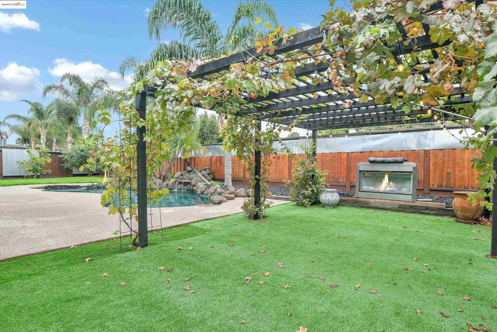 MLS #41117821 image #35