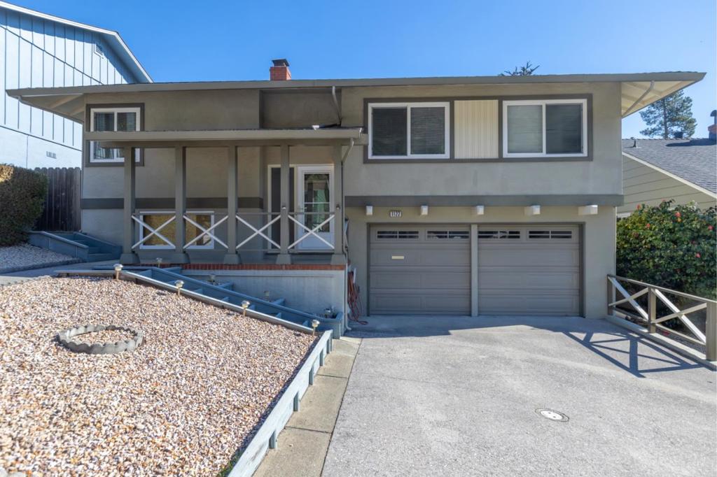 1122 Grand Teton Drive