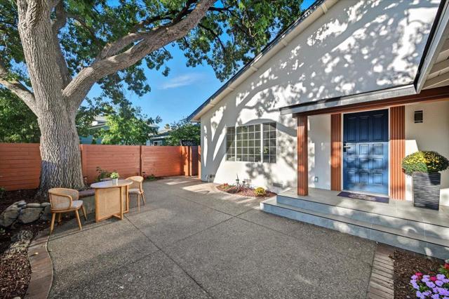 3104 Cherry Avenue, San Jose CA: https://media.crmls.org/mediaz/0e076fb9-8087-4024-8772-55aeadc60580.jpg