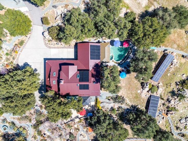 10499 Highway 79, Descanso CA: https://media.crmls.org/mediaz/0e07a0ce-38e9-4560-9e37-bb7f8cb2f4f0.jpg