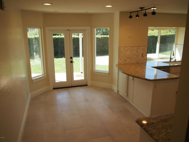 211 Windtree Avenue, Thousand Oaks CA: https://media.crmls.org/mediaz/0e0853d4-d156-4aff-b75a-3acb059283c4.jpg