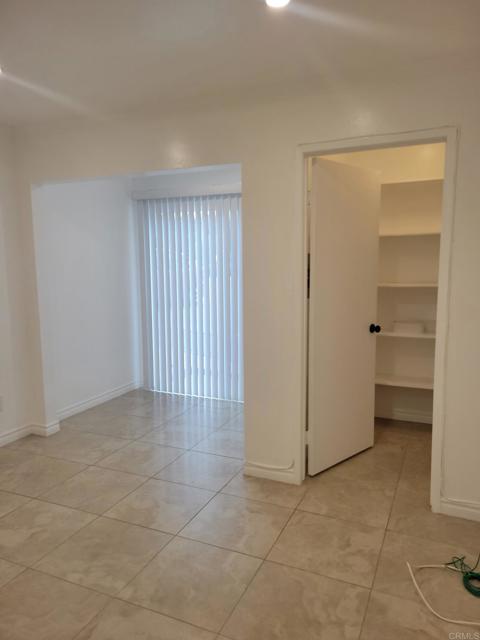 27735 Mountain Meadow Road, Escondido CA: https://media.crmls.org/mediaz/0e08e7c4-f81a-473c-a8c3-527beffcc7e2.jpg