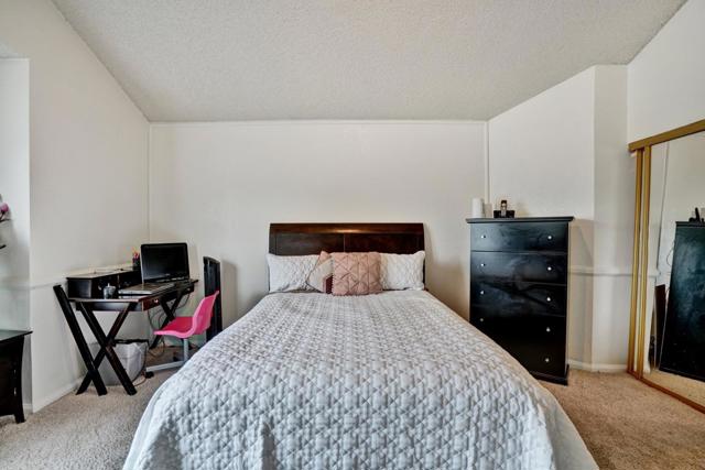 36184 Toulouse Street, Newark CA: https://media.crmls.org/mediaz/0e0a98de-ce86-4dd2-b690-a81cd2747324.jpg