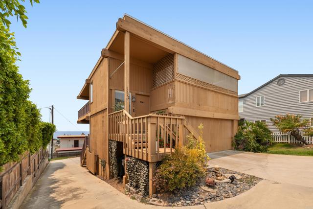 1770 Haydn Drive, Encinitas CA: https://media.crmls.org/mediaz/0e0aa2eb-8938-48f4-a22f-7f255c69f5df.jpg