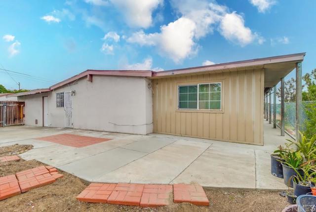 Detail Gallery Image 8 of 27 For 1408 Ebbs St, San Diego,  CA 92114 - 3 Beds | 1 Baths