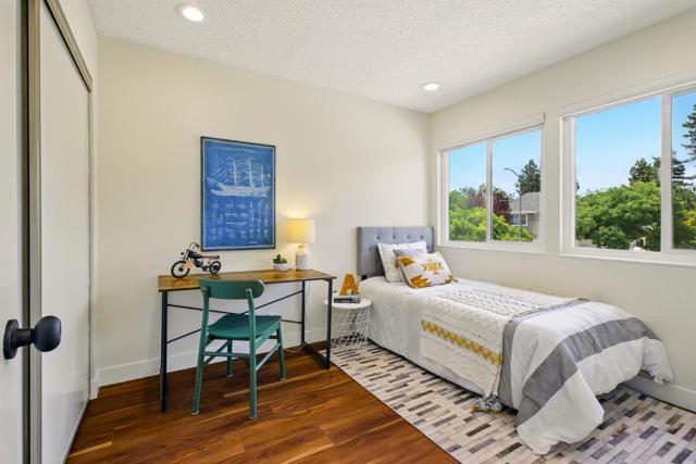 34348 Siward Drive, Fremont CA: https://media.crmls.org/mediaz/0e0bfcf6-038c-4737-aadc-0b9032c14ffc.jpg