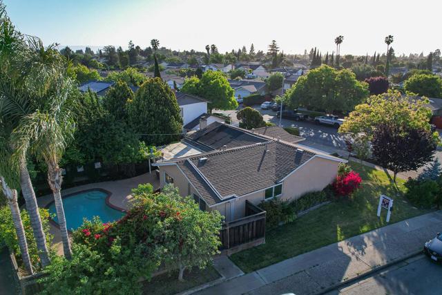 4510 Calaveras Avenue, Fremont CA: https://media.crmls.org/mediaz/0e0cfaa9-0b34-4e4f-8e68-30b8d638c9f5.jpg