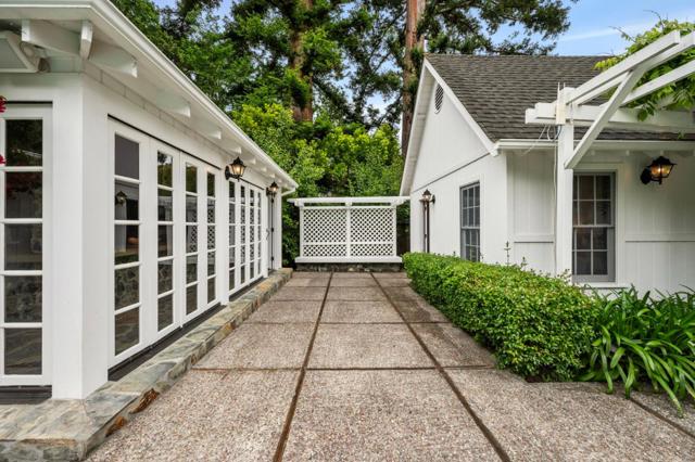 37 Lupin Lane, Atherton CA: https://media.crmls.org/mediaz/0e0d0cb9-9b96-4479-be8e-d3ae975499bc.jpg