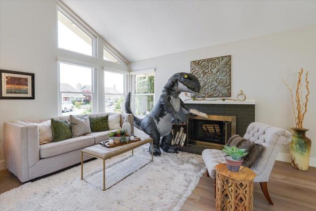 505 Drake Court, Foster City CA: https://media.crmls.org/mediaz/0e0dadc5-d4da-4c3c-be10-8d2739da33ab.jpg