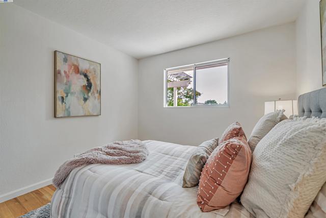 9694 Ashby way, San Ramon CA: https://media.crmls.org/mediaz/0e0dd67f-23a5-4840-81ac-7b21c6509c89.jpg
