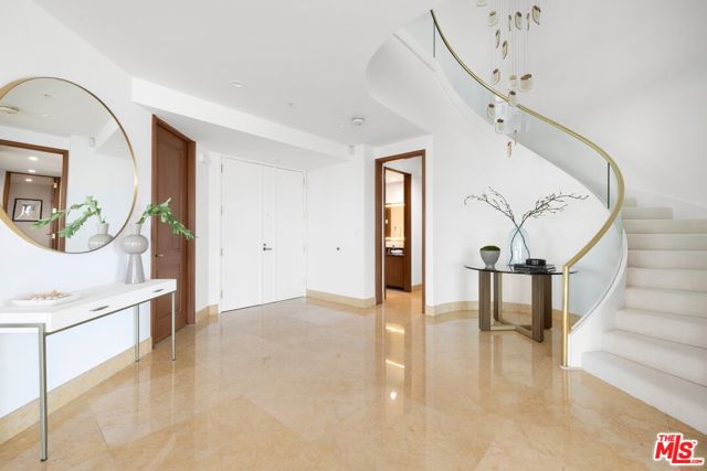 10490 Wilshire Boulevard, Los Angeles CA: https://media.crmls.org/mediaz/0e0dda8d-f7a6-42ba-80e3-710a5c3c6ce2.jpg