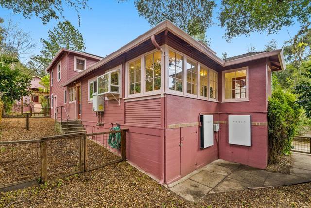 Image 21 of 55 For 9710 Live Oak Avenue