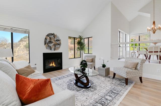 Detail Gallery Image 3 of 21 For 4631 Villas Ct, Bonita,  CA 91902 - 3 Beds | 2/1 Baths