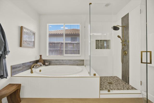 10576 Pinion Trl, Escondido CA: https://media.crmls.org/mediaz/0e0fa860-ccad-4e58-be2b-834a78db10fa.jpg