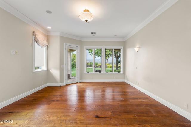 Detail Gallery Image 12 of 31 For 3243 Calle De Debesa, Camarillo,  CA 93010 - 6 Beds | 5/1 Baths